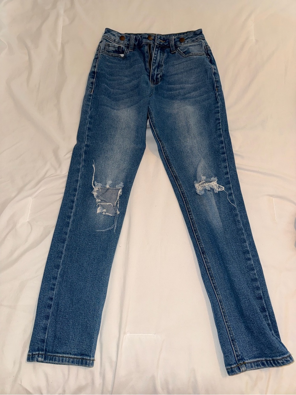 Vibrant M.I.U Distressed Straight-Leg Women's Jeans in Blue